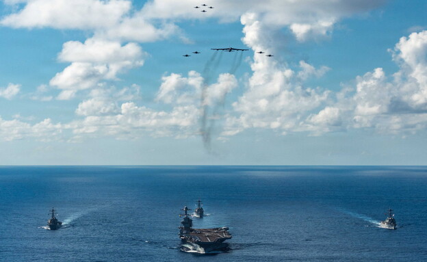 כוחות אוויר וים אמריקניים כוחות אוויר וים אמריקניים