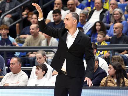 אורלנד מבין שזה לא הערב שלו (צילום: אלן שיבר)