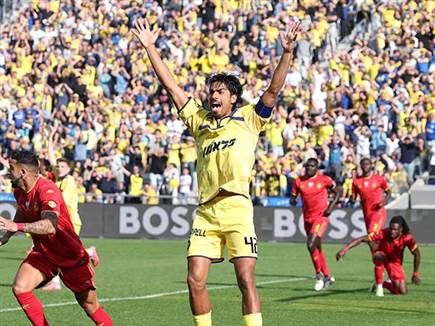 אין סוף החטאות. פרץ (אלן שיבר)