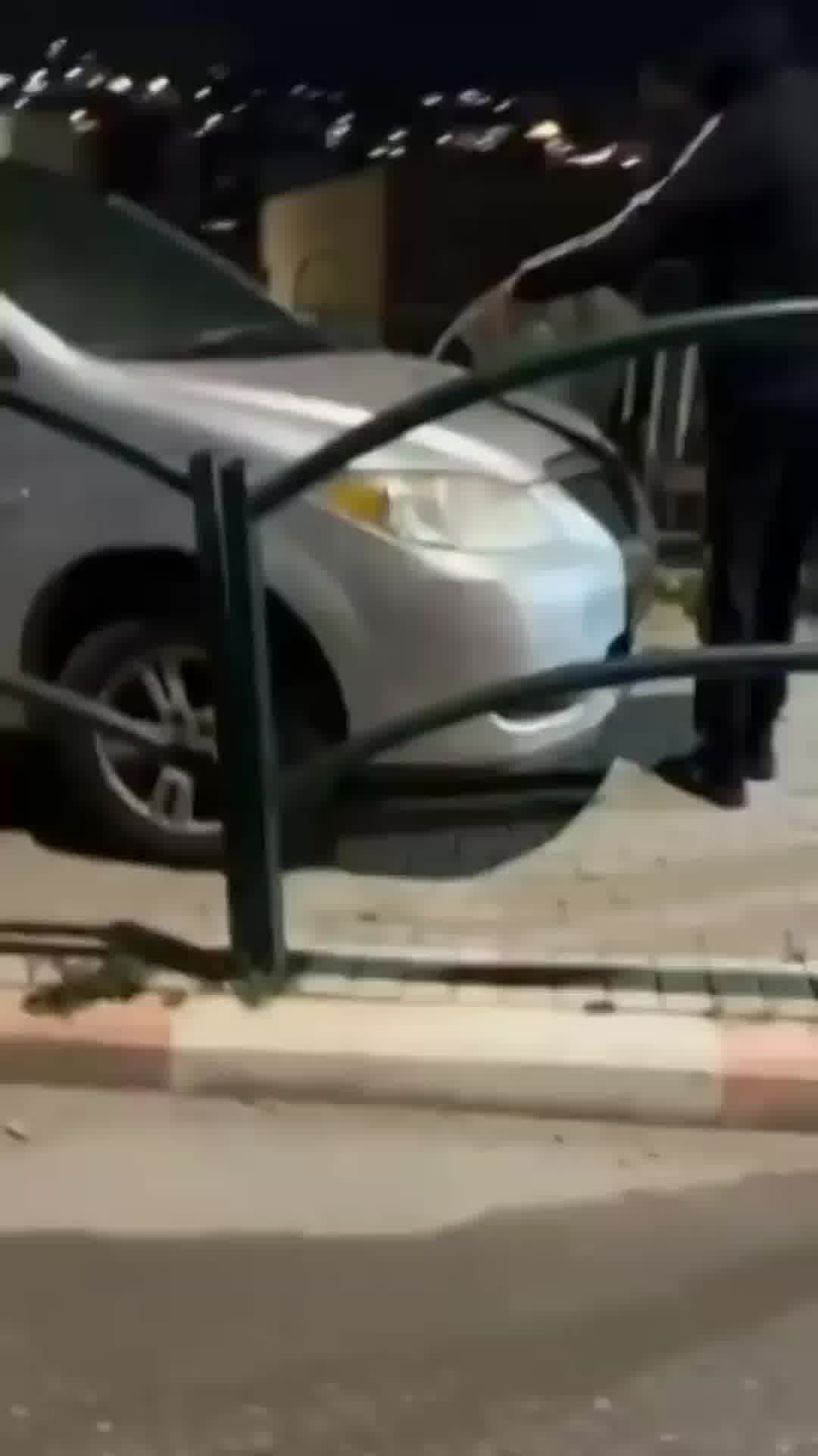 מכונית הוצתה בכפר כנא הלילה על רקע קרב החמולות במקום. במקביל המשטרה עצרה 34 חשודים במעורבות באירועים