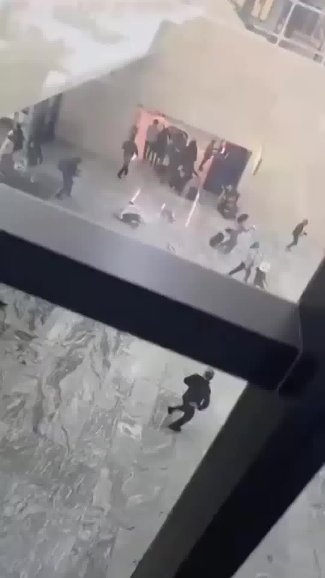 דיווחים על ירי בשדה התעופה הבינלאומי בגוודלחארה בעקבות חיסול "אל מנצ'ו"