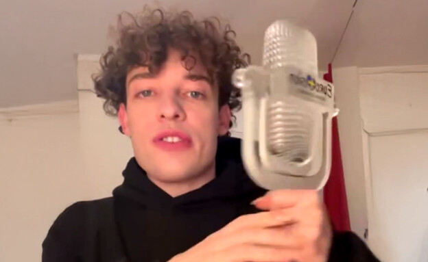 זוכה האירוויזיון נמו מחזיר את הפרס