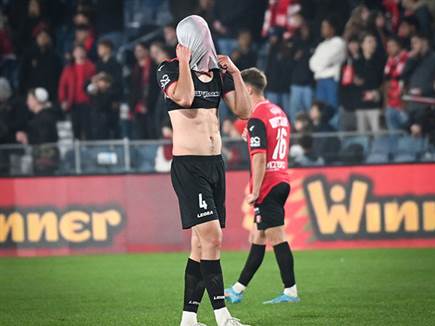 (צילום: ברני ארדוב) (צילום: ספורט 5)