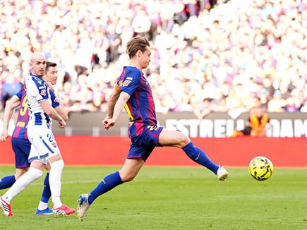 גם דה יונג הבקיע (getty)