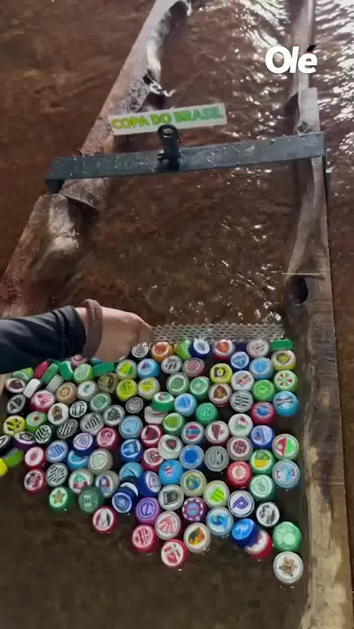 והמנצח באליפות לעולם לפקקים במרחקים ארוכים הוא/היא/הוא...