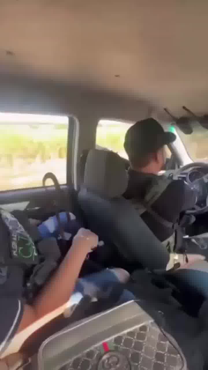 אובדן שליטה מוחלט: פעילי CJNG יורים לכל הכיוונים