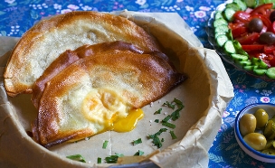 בוריק אפוי (צילום: רויטל פדרבוש, mako אוכל)