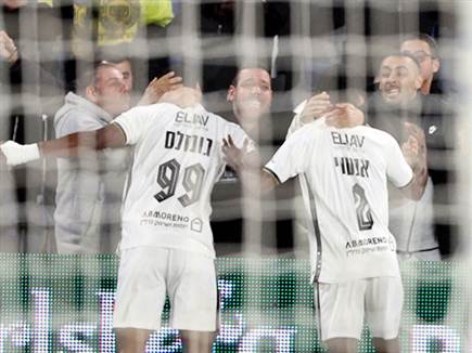 sportFive1679842 sportFive1679842