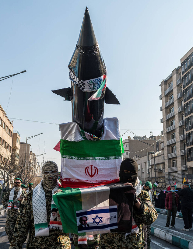 מצעד צבאי של משמרות המהפכה והבסיג' מצעד צבאי של משמרות המהפכה והבסיג'