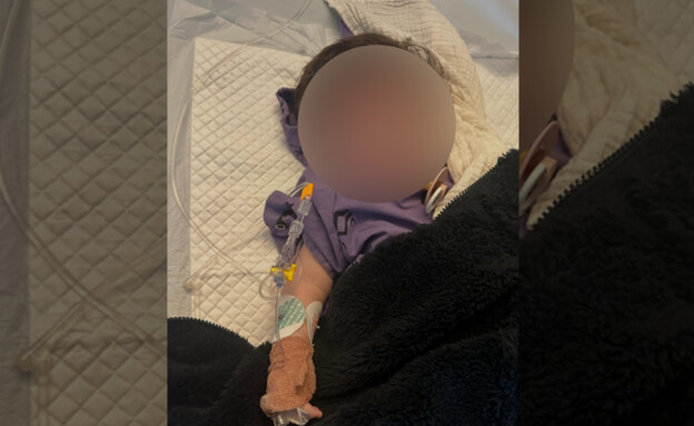 התינוקת בטיפול נמרץ לאחר השהייה במשפחתון (צילום: באדיבות המשפחה)