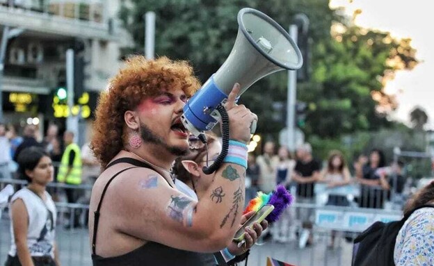 נדב יפתח שביט (צילום: Julia Shaki)