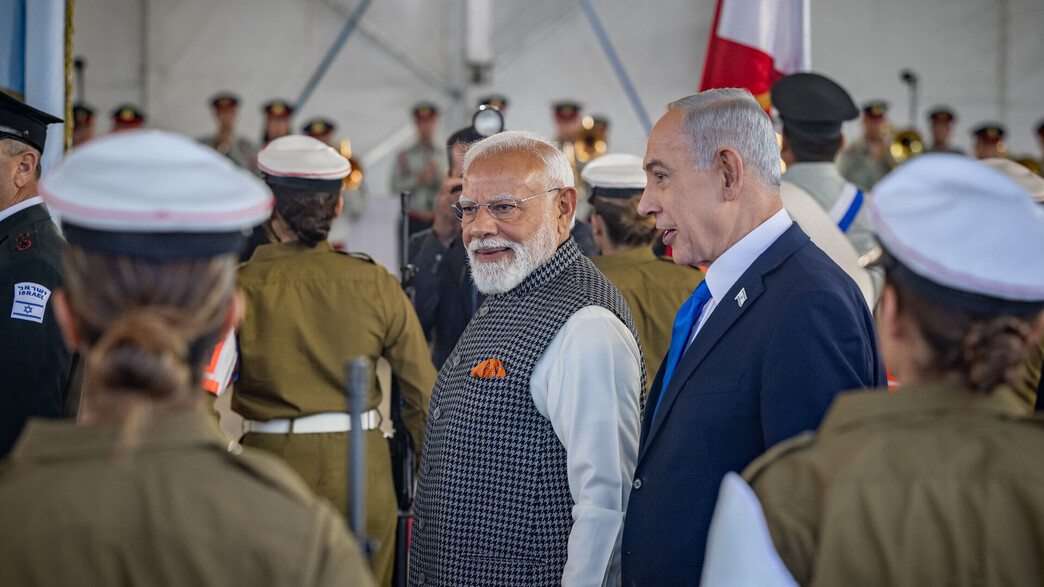 ראש ממשלת הודו מודי עם ראש ממשלת ישראל נתניהו