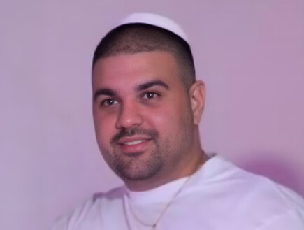 העבריין אילץ בעל עסק להנפיק לו משכורות פיקטיביות - ונעלם למשטרה