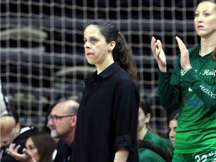 הבנות של קולודני היו מעולות (אלן שיבר)