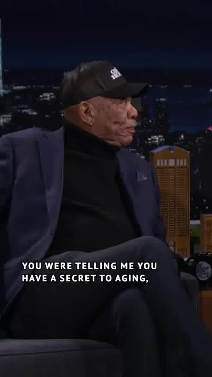 מורגן פרימן בן 88 - ויש לו סוד לחלוק עם העולם (ותודה לקלינט איסטווד) 