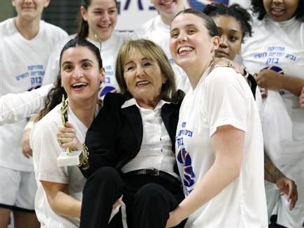 אייזנר, תירוש וגלזר, בדרך לטרבל? (אלן שיבר) (צילום: ספורט 5)