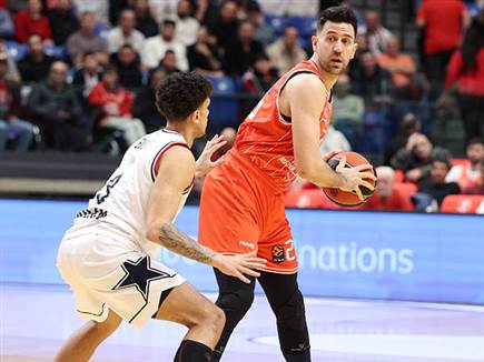 אחריות גדולה של מיציץ` (צילום: אלן שיבר)