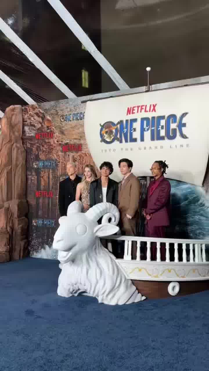 כוכבי ״וואן פיס״ השיקו את העונה השנייה באירוע מעריצים בלוס אנג׳לס; בחודש הבא בנטפליקס 