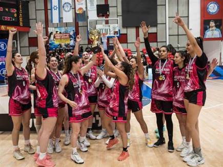 (יעל אמסילי באדיבות המנהלת ) (צילום: ספורט 5)