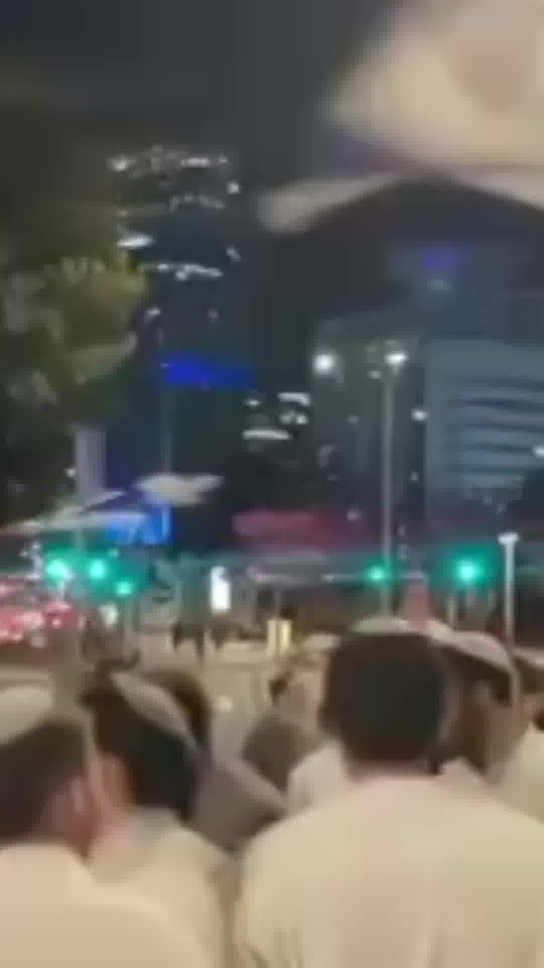 חגיגות מחוץ לקריה לאחר האישור על חיסולו של ח׳מינאי