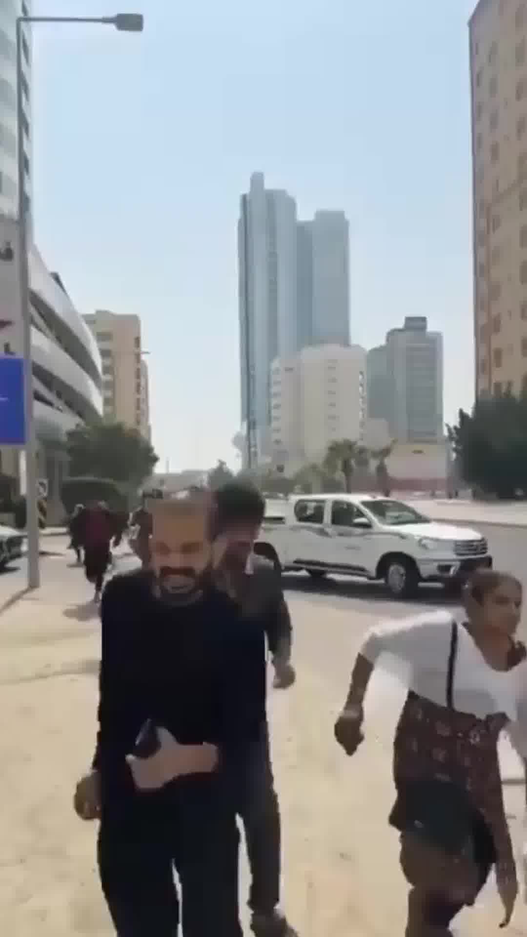 זו לא תל אביב, זו אבו דאבי: המונים רצים למקלטים אחרי האזעקה