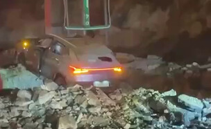 זירת הנפילה בירושלים (צילום: לפי סעיף 27 א')