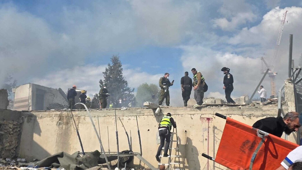 זירת הנפילה 