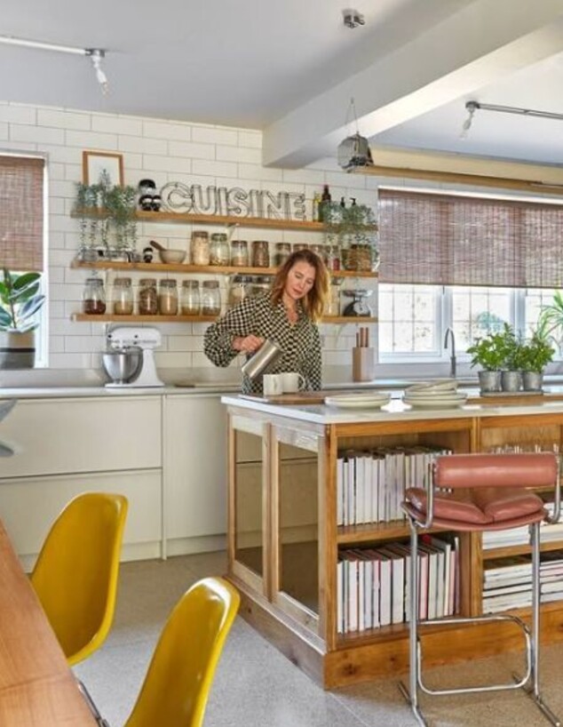 מטבח וינטג' אנגלי בעיצוב  Justine Barker