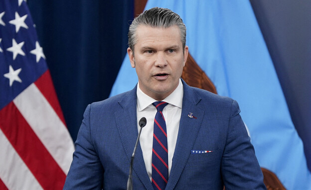 ירי משולב מאיראן ולבנון; שר ההגנה האמריקני: איראן גמורה