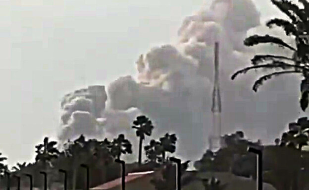 איראן תוקפת את מתקני הנפט של סעודיה