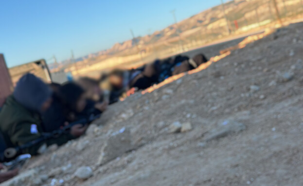 חיילים ללא מיגון בבסיס בזמן אזעקה חיילים ללא מיגון בבסיס בזמן אזעקה