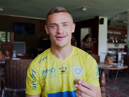 מושא להשראה. איתמר נוי מוצג בפירסט וינה (צילום: ספורט 5)