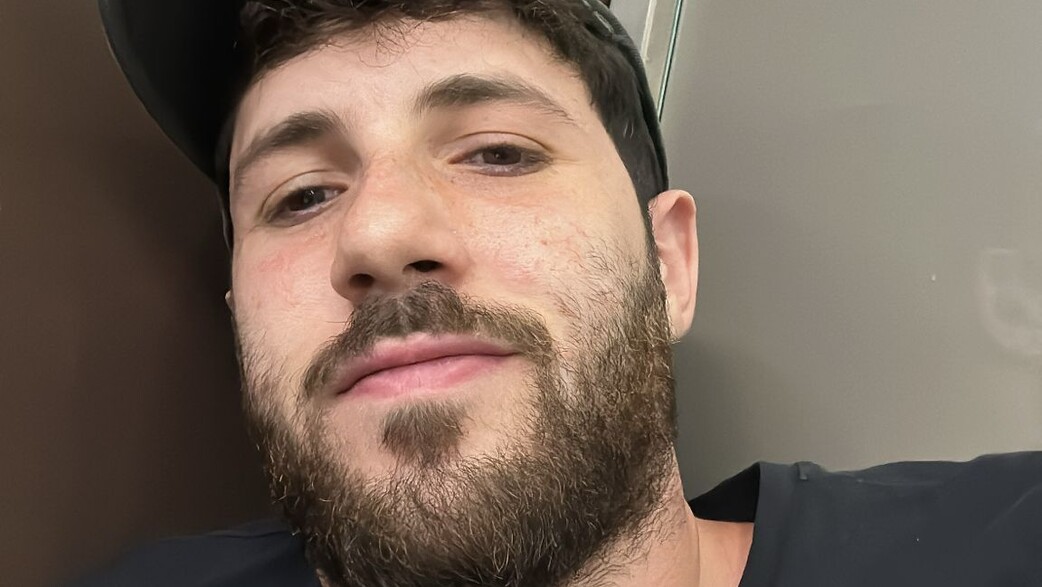 אופיר הירשזון שנתקע בבחרין