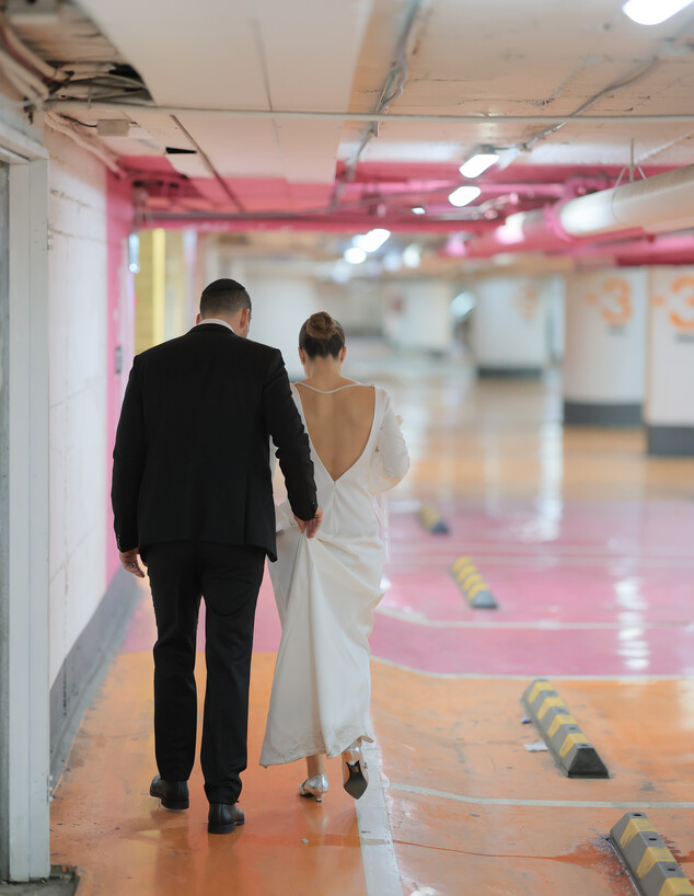 מיכאל (מישה) מריאנוף וליאור לסרי בחתונתם בדיזנגוף סנטר