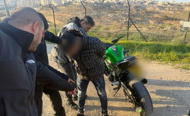 מעצר רוכב אופנוע ב"ווילי"