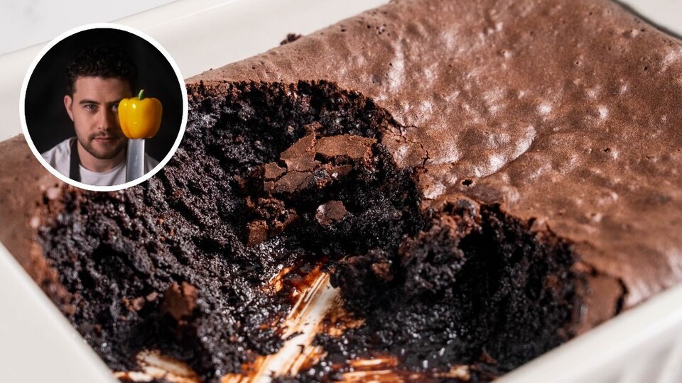 קראסט פריך כמו מרנג ופנים עשיר ופאדג'י (צילום: בן שי, mako אוכל)