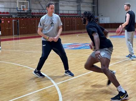 שומרים על כושר (באדיבות מנהלת הליגה)