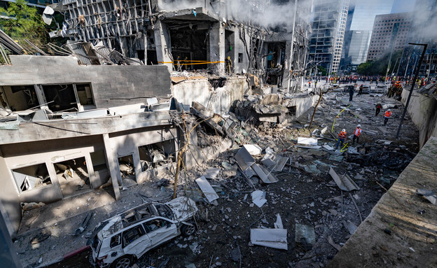 פגיעה ישירה במרכז הארץ