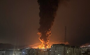 תקיפת מאגרי הנפט בטהראן