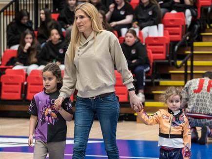 סנדר: “המטרה שלנו היא לשמור על ההמשכיות” (יעל אמסילי, מנהלת הליגה (צילום: ספורט 5)