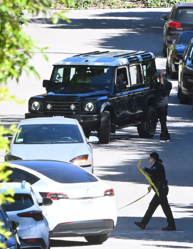 זירת הירי מחוץ לביתה של ריהאנה
