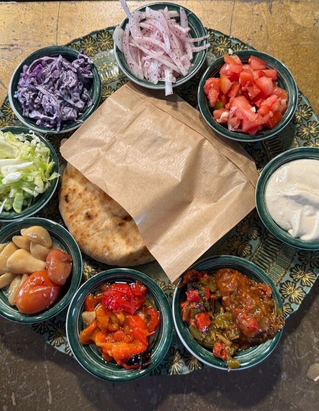 פתיחת שולחן בשושנה