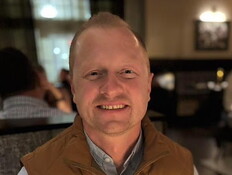 ג׳ייסון יוז, המורה שנהרג