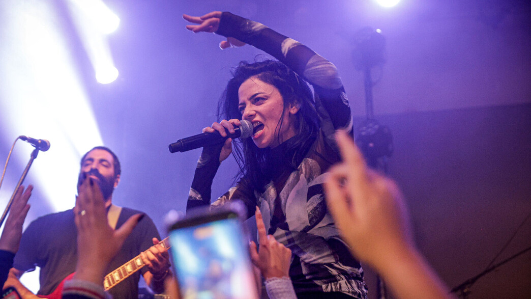 נינט טייב בהופעה בירושלים