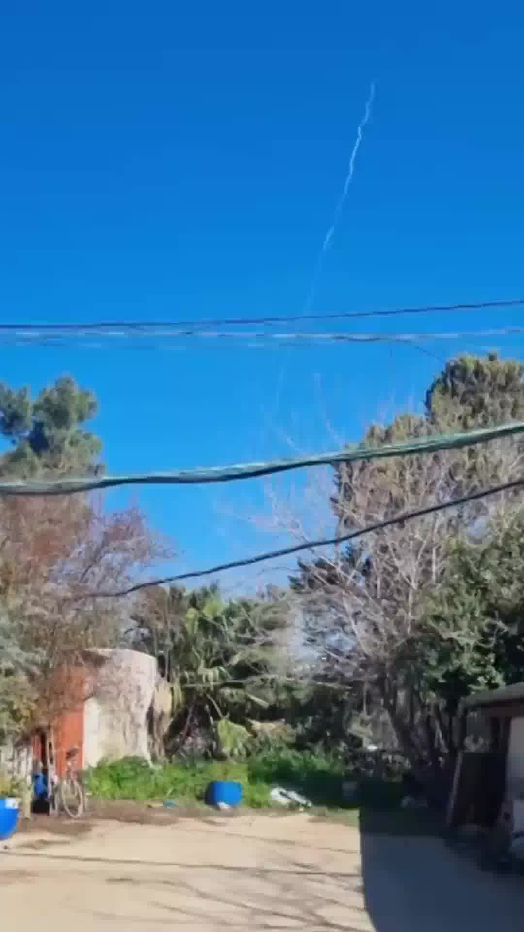 טיל אחד יורט. אין דיווח על נפגעים