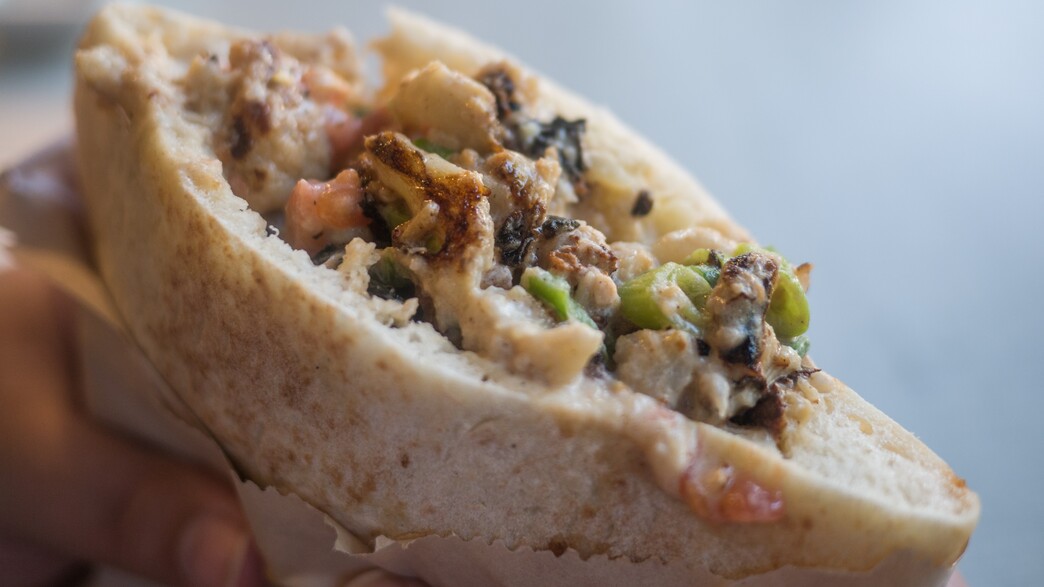 פיתה כרובית, מזנון, אבן גבירול, קינג ג'ורג', הנחוש