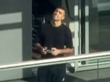 רודרי, כפי שצולם ע״י אחד משכניו (THE SUN) (צילום: ספורט 5)