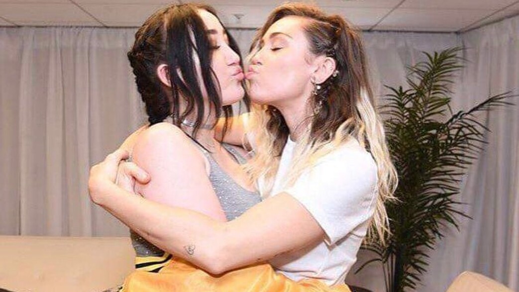 מיילי סיירוס, נואה סיירוס מיילי סיירוס, נואה סיירוס