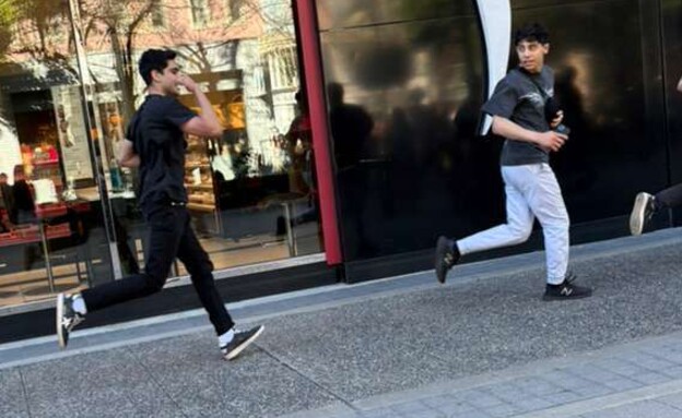 התוקפים נמלטים מהזירה