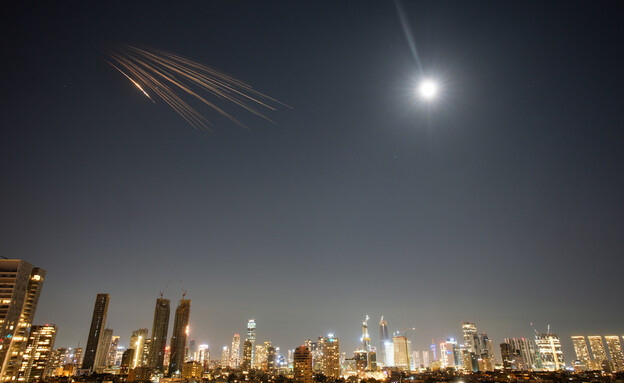 ירי טילים מעל מרכז הארץ במבצע "שאגת הארי"